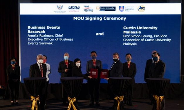 MOU Signing Ceremony; Photo: BESarawak